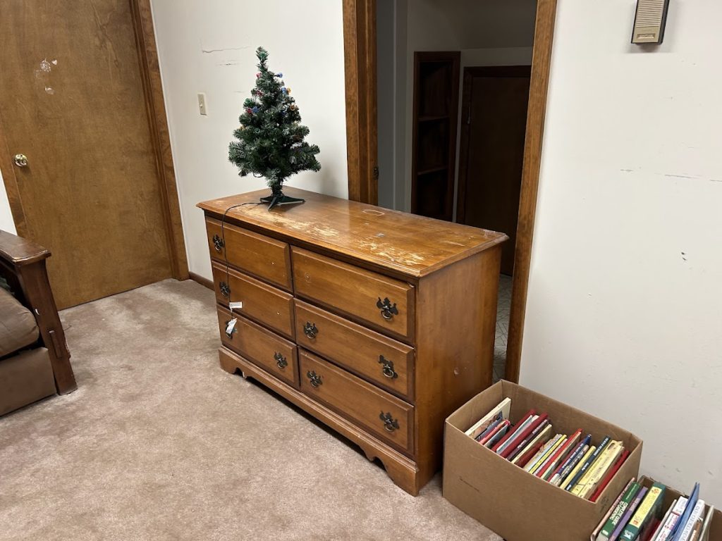 Foreclosure cleanout by Pro Junk Dispatch, expertly clearing abandoned property debris